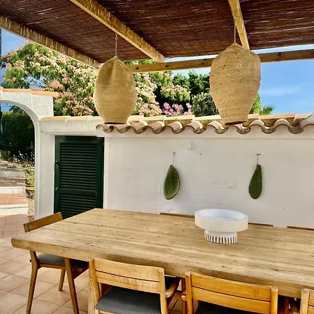 Holiday home Seaview Escape: Spacious For 8 Cala Llonga (Menorca)